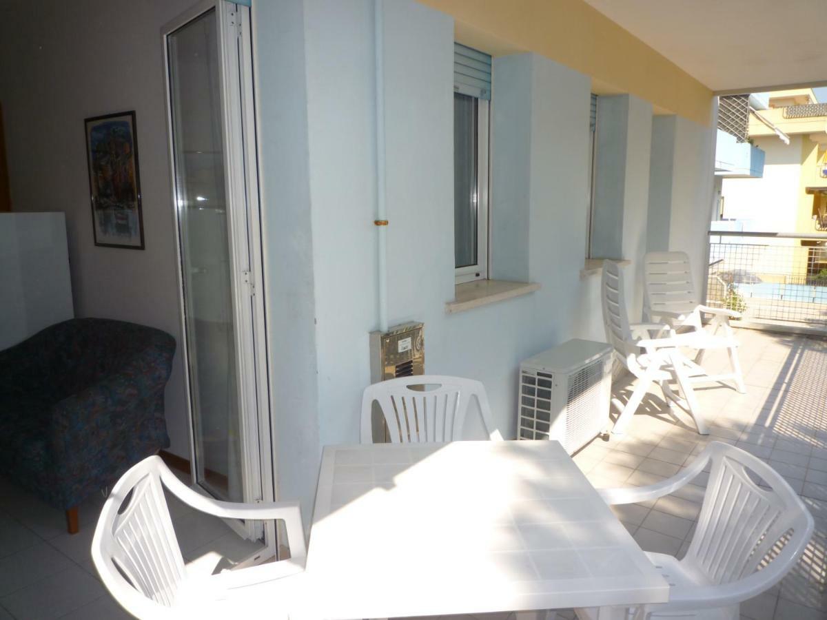 Bali Apartment Лидо ди Йезоло Екстериор снимка